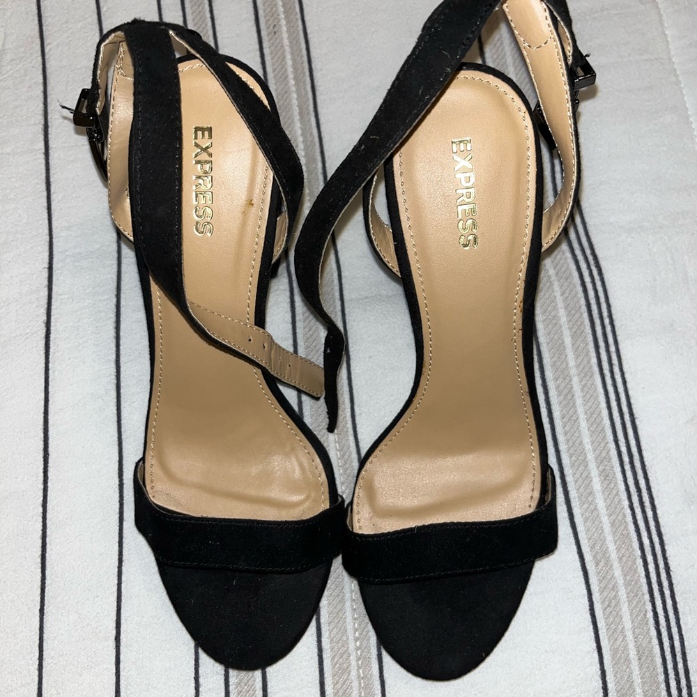 Express heels
